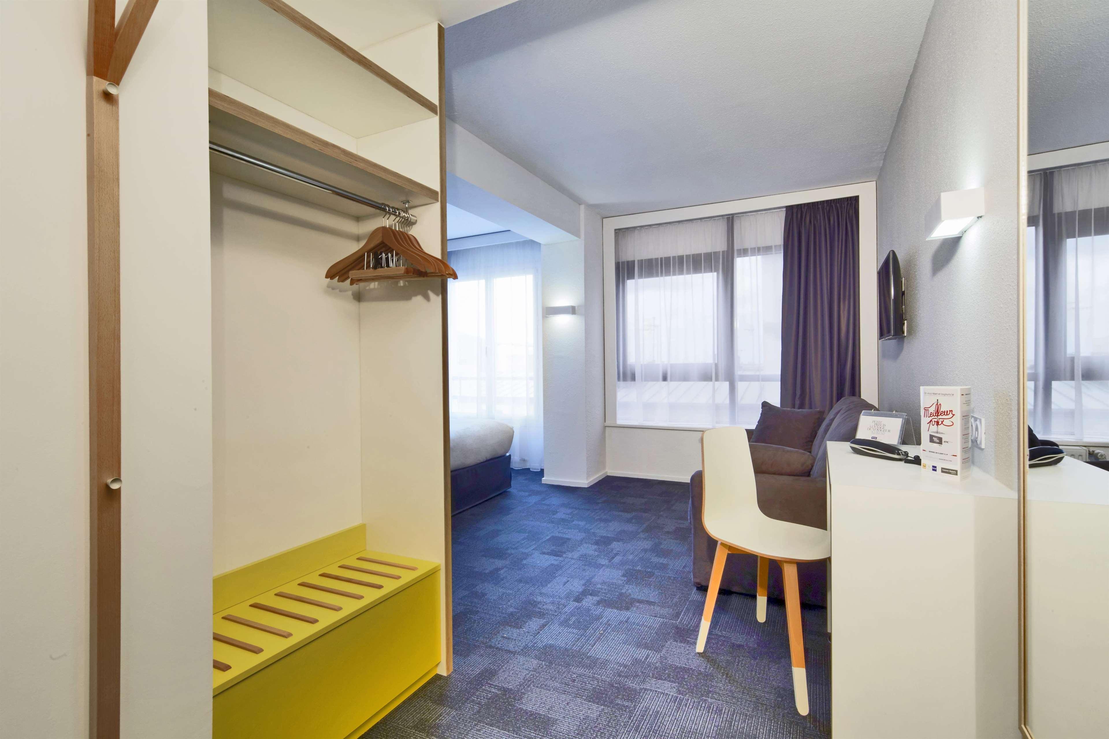 Kyriad Hotel Brest Exterior photo